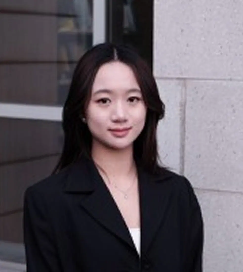 Helen Zhao